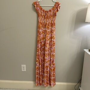 STUNNING maxi dress for spring/summer; NEVER WORN with TAGS